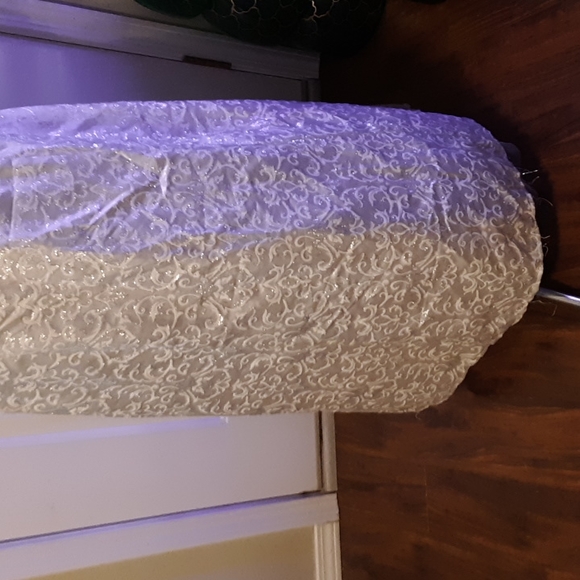 Womens formal dress sz medium - Picture 5 of 13